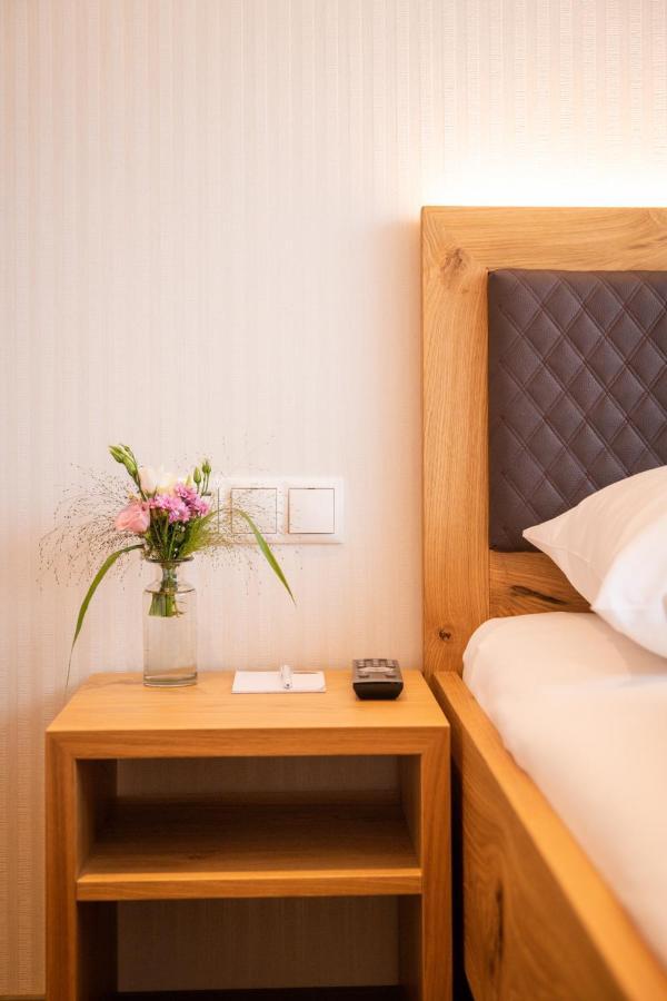 Sulz  Motel Keckeis Inn - Self Check-In المظهر الخارجي الصورة